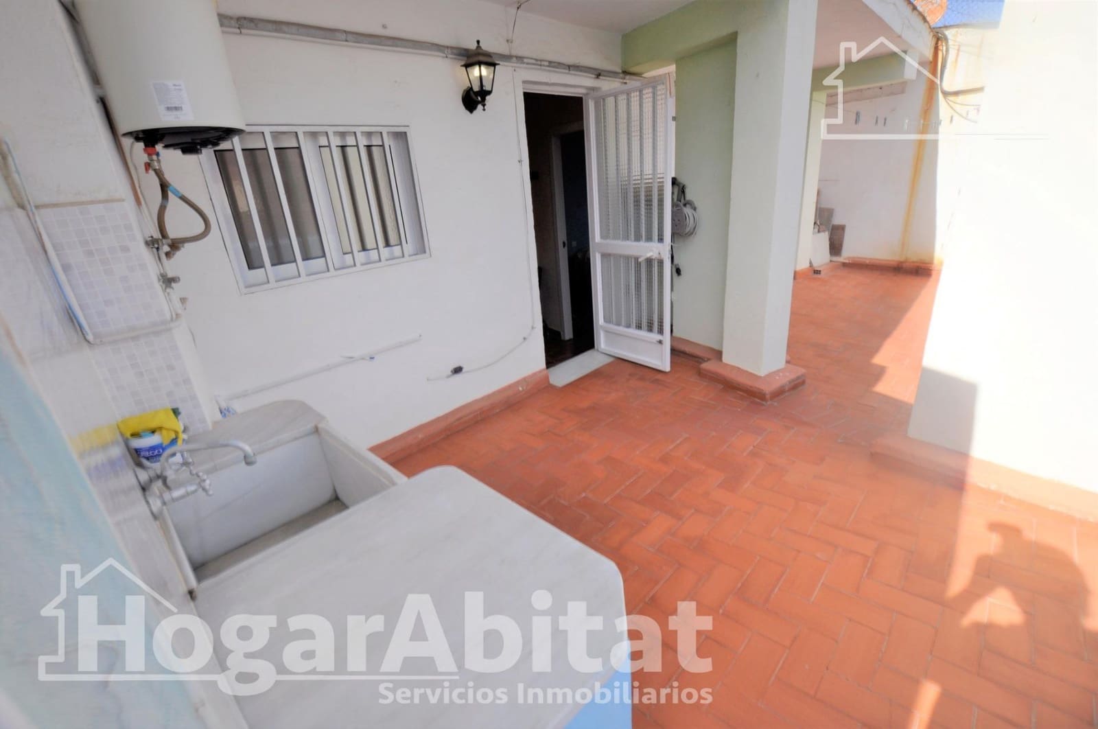 2 bedroom Penthouse for sale in Valencia city - € 168,000 (Ref: 10183003)