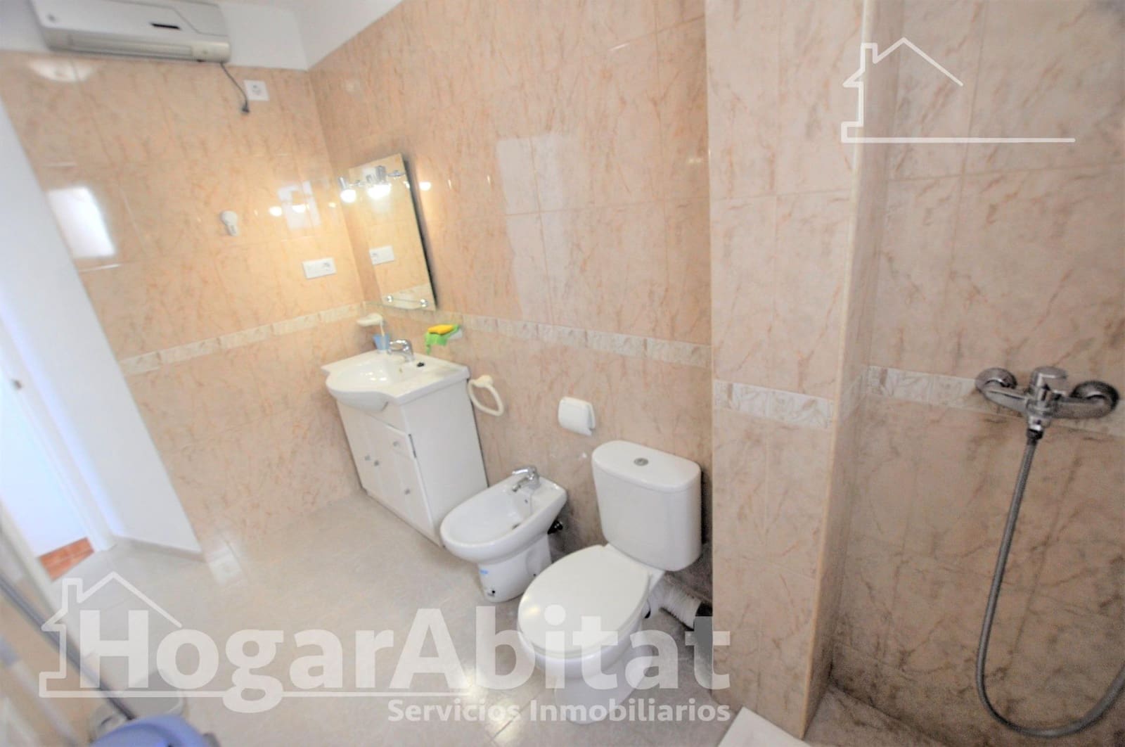 2 bedroom Penthouse for sale in Valencia city - € 168,000 (Ref: 10183003)
