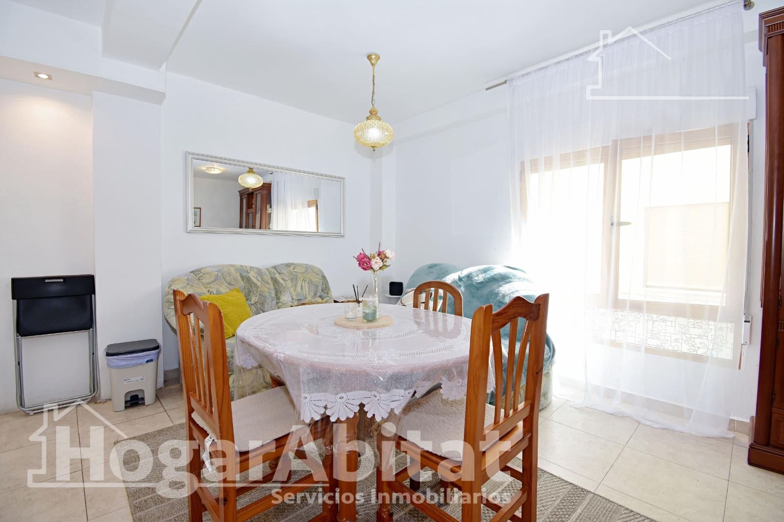 2 makuuhuone Kattohuoneisto myytävänä paikassa Oliva - 128 900 € (Ref: 10183004)