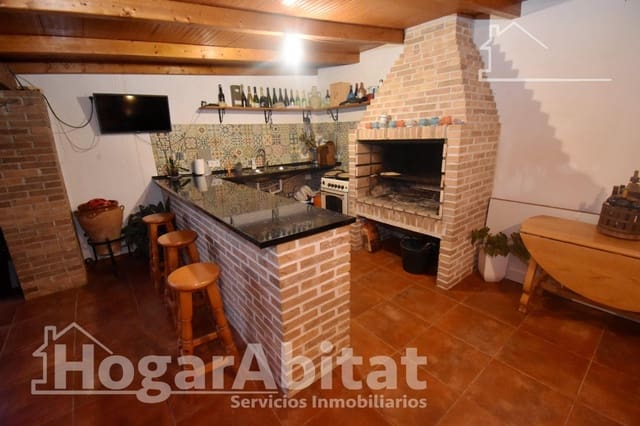 4 quarto Moradia para venda em Vila-real com piscina garagem - 280 000 € (Ref: 10185019)
