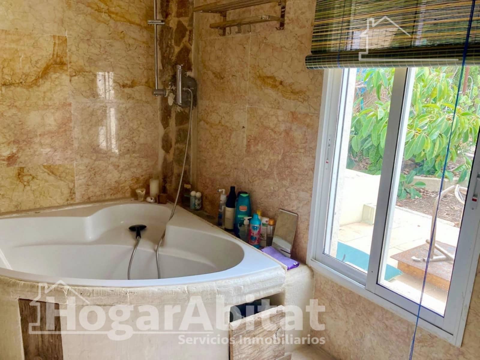 2 chambre Villa/Maison à vendre à Montserrat avec piscine garage - 195 000 € (Ref: 10185025)
