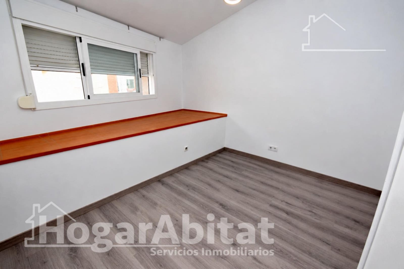 4 soverom Penthouse til salgs i Castello de la Plana med garasje - € 274 900 (Ref: 10185026)