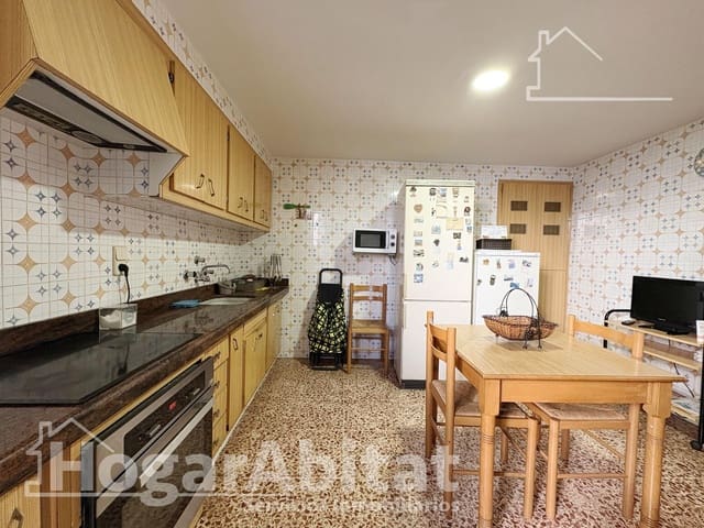 3 bedroom Flat for sale in Simat de la Valldigna - € 90,000 (Ref: 10185029)