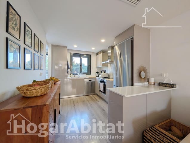3 slaapkamer Rijtjeshuis te koop in Santa Pola met zwembad garage - € 349.000 (Ref: 10187175)