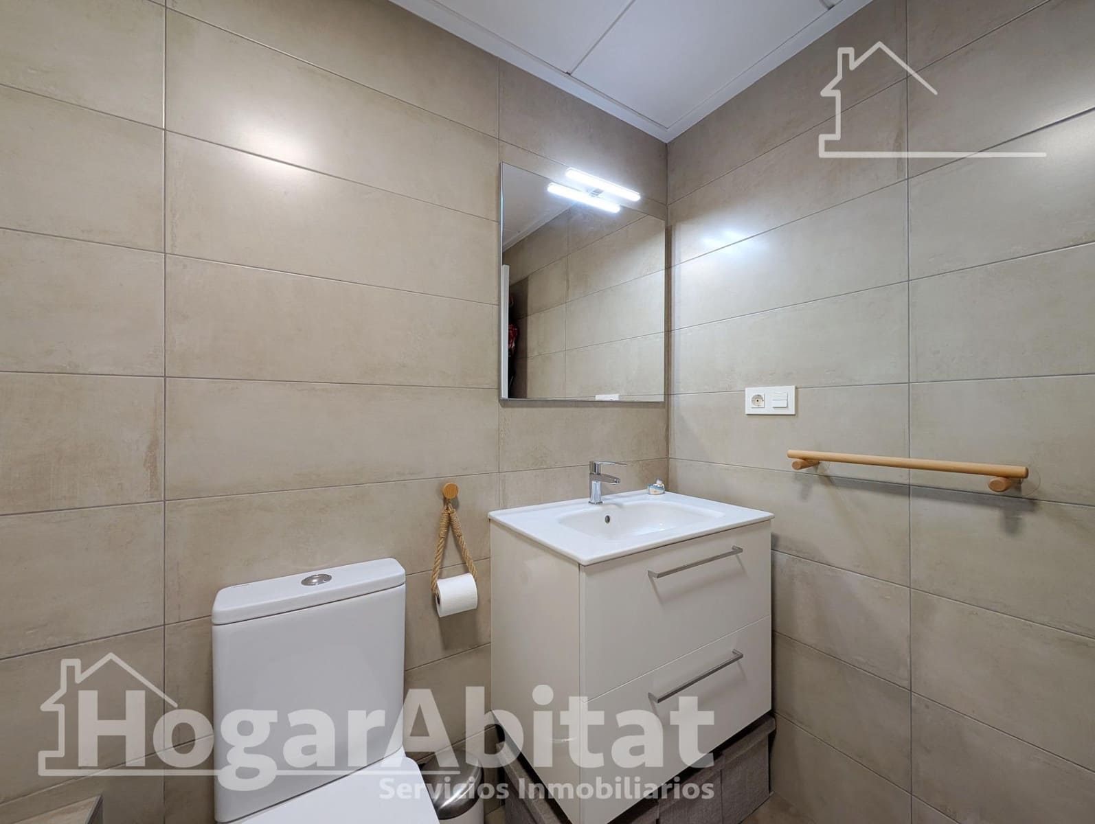 3 slaapkamer Rijtjeshuis te koop in Santa Pola met zwembad garage - € 349.000 (Ref: 10187175)