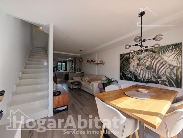 3 slaapkamer Rijtjeshuis te koop in Santa Pola met zwembad garage - € 349.000 (Ref: 10187175)