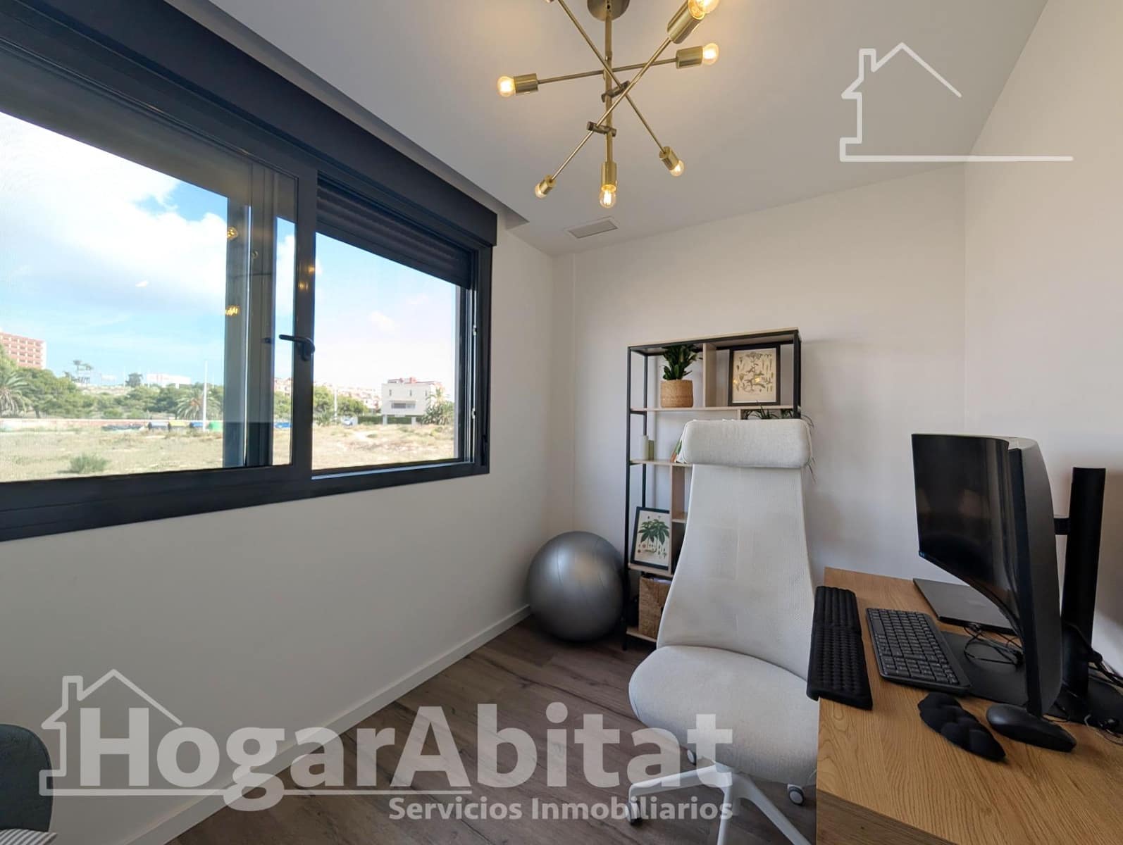 3 slaapkamer Rijtjeshuis te koop in Santa Pola met zwembad garage - € 349.000 (Ref: 10187175)