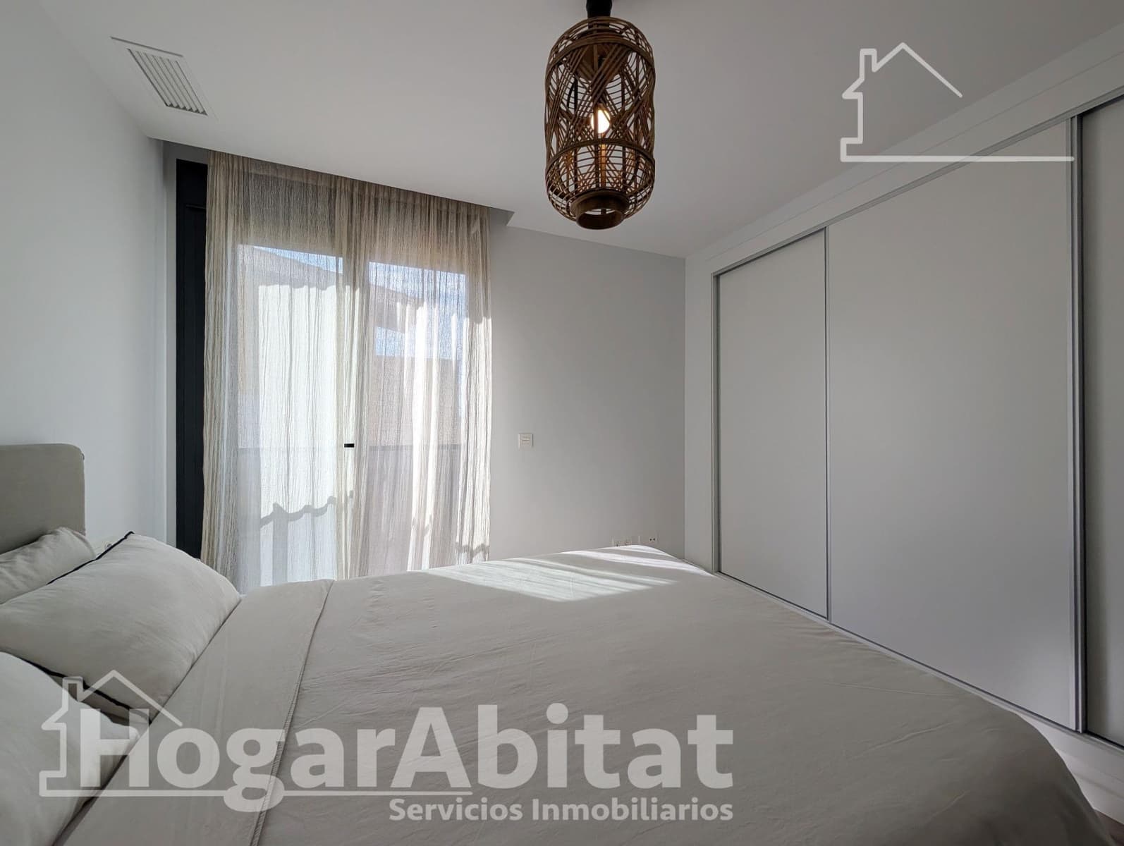 3 slaapkamer Rijtjeshuis te koop in Santa Pola met zwembad garage - € 349.000 (Ref: 10187175)