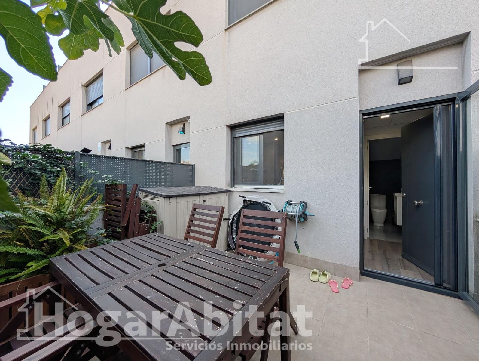 3 slaapkamer Rijtjeshuis te koop in Santa Pola met zwembad garage - € 349.000 (Ref: 10187175)