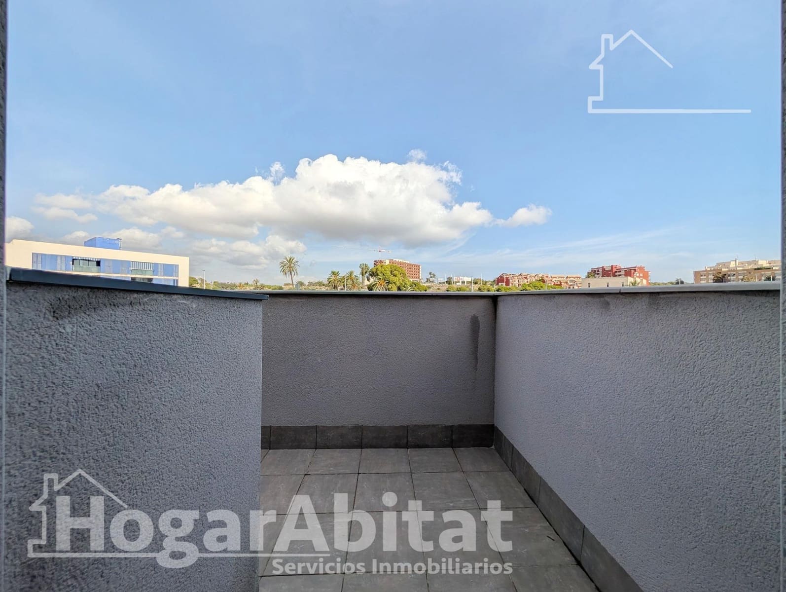 3 slaapkamer Rijtjeshuis te koop in Santa Pola met zwembad garage - € 349.000 (Ref: 10187175)