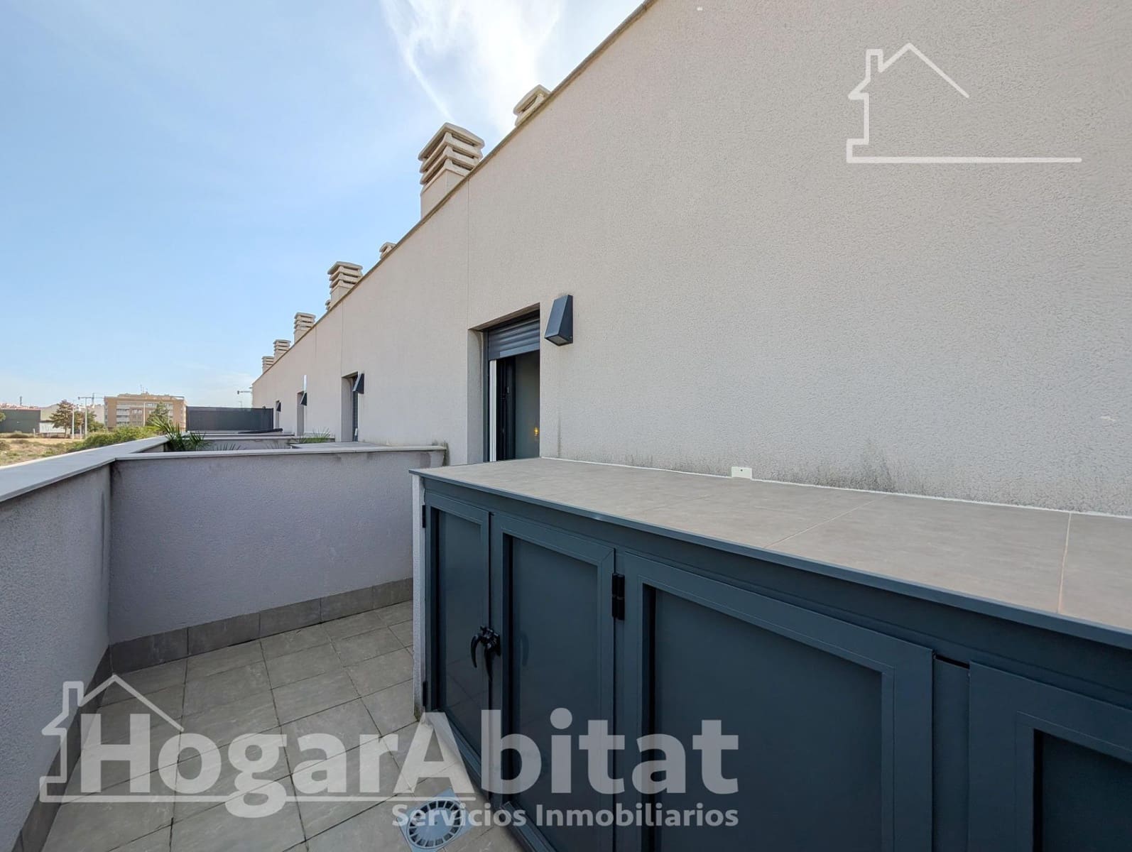3 slaapkamer Rijtjeshuis te koop in Santa Pola met zwembad garage - € 349.000 (Ref: 10187175)