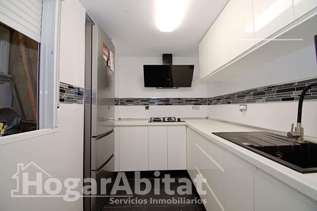 4 chambre Maison de Ville à vendre à Oliva Nova, Oliva - 179 900 € (Ref: 10187194)