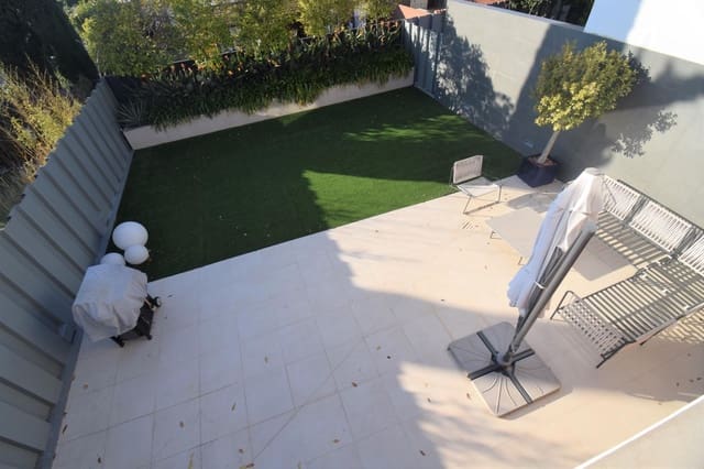 4 bedroom Villa for sale in El Grau de Castelló, Castelló de la Plana with pool garage - € 850,000 (Ref: 7253212)