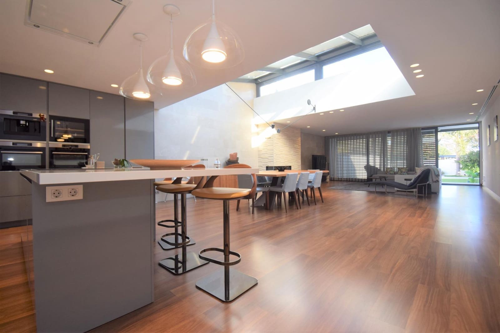 4 soveværelse Villa til salg i El Grau de Castello med swimmingpool garage - € 850.000 (Ref: 7253212)