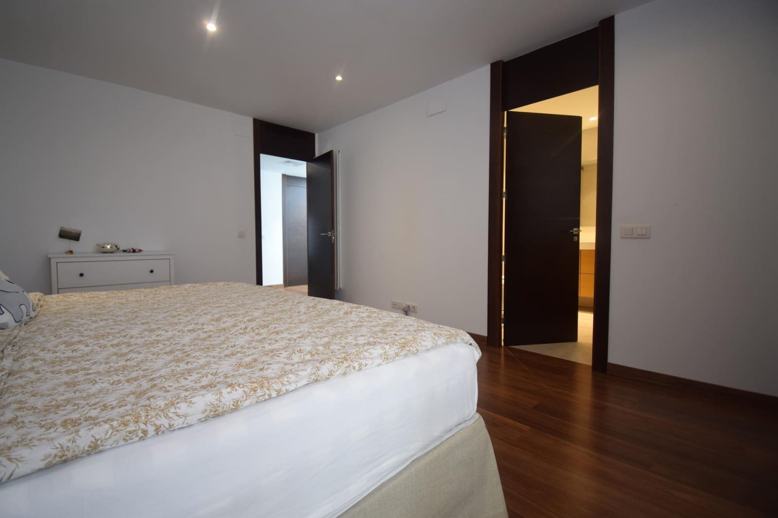 4 soveværelse Villa til salg i El Grau de Castello med swimmingpool garage - € 850.000 (Ref: 7253212)