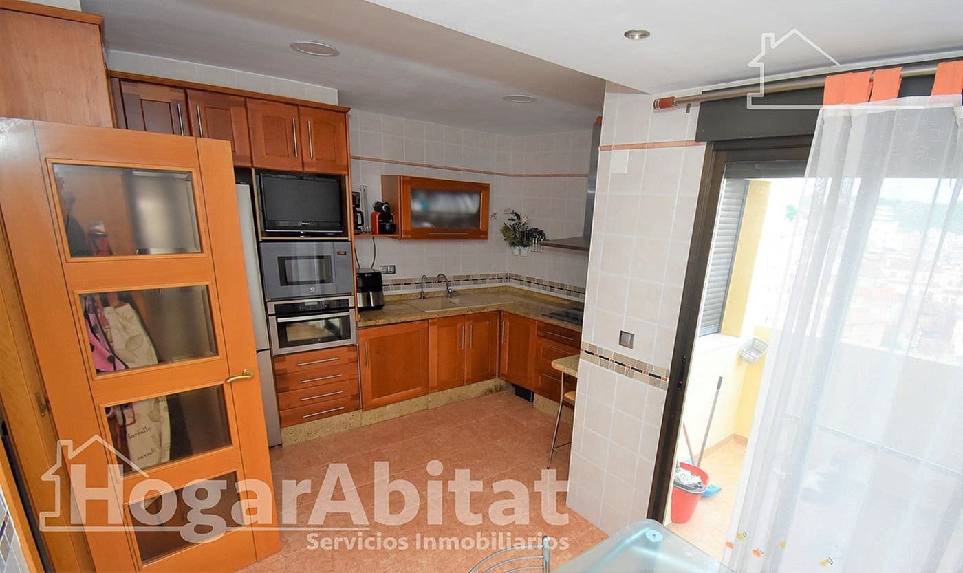 3 soveværelse Rækkehus til salg i Borriol med swimmingpool garage - € 299.999 (Ref: 7407878)