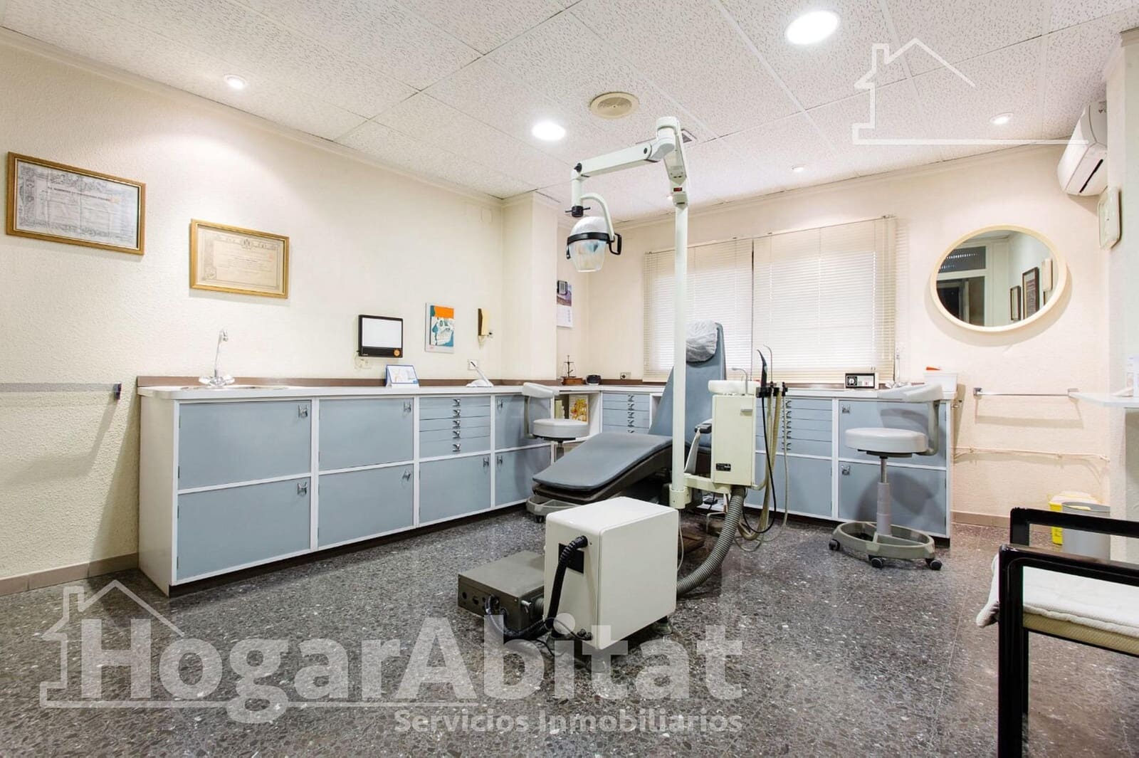 Office for sale in Castello de la Plana - € 95,000 (Ref: 7968552)