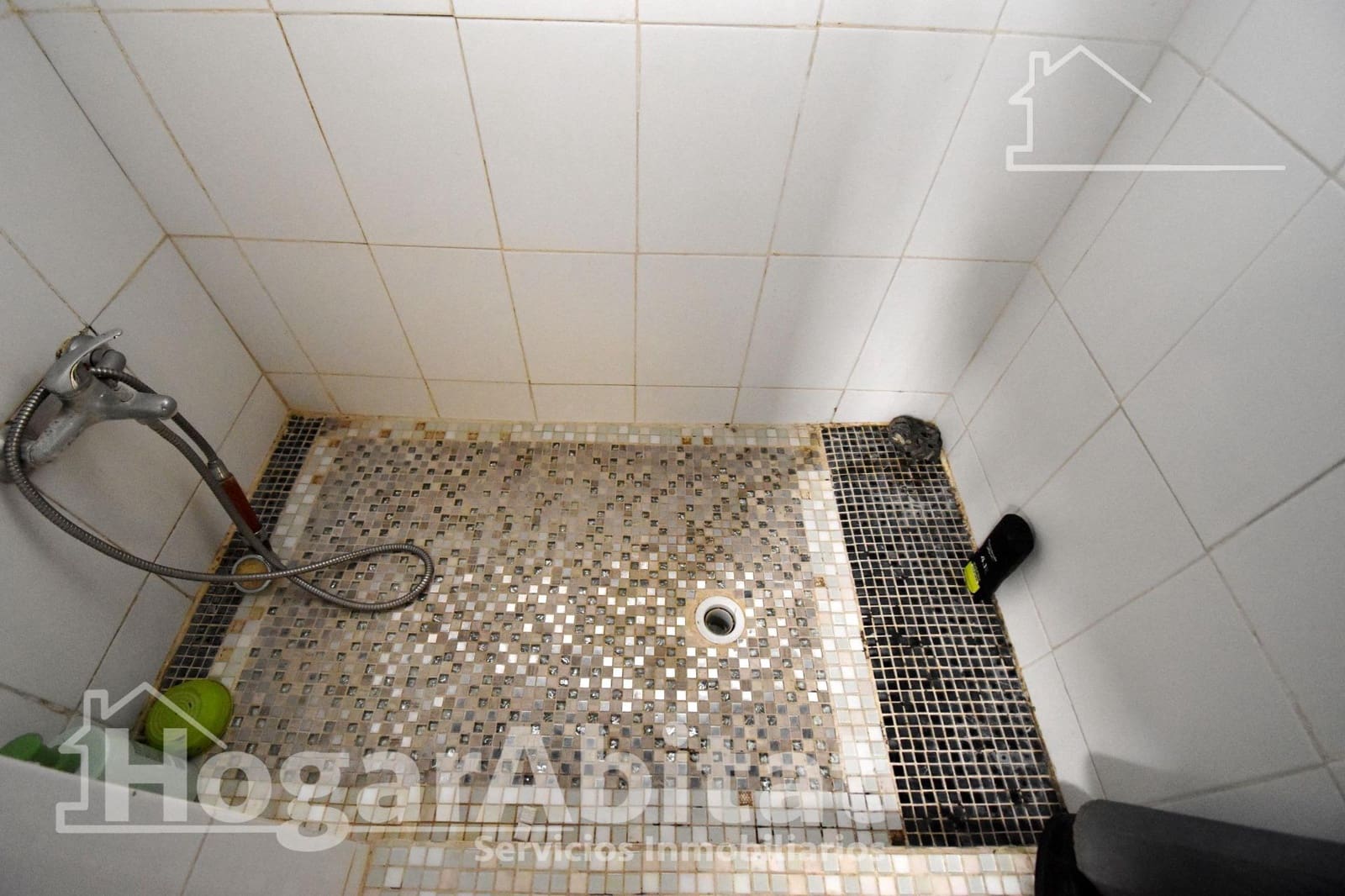 5 bedroom Villa for sale in La Cañada, Paterna with garage € 369,000