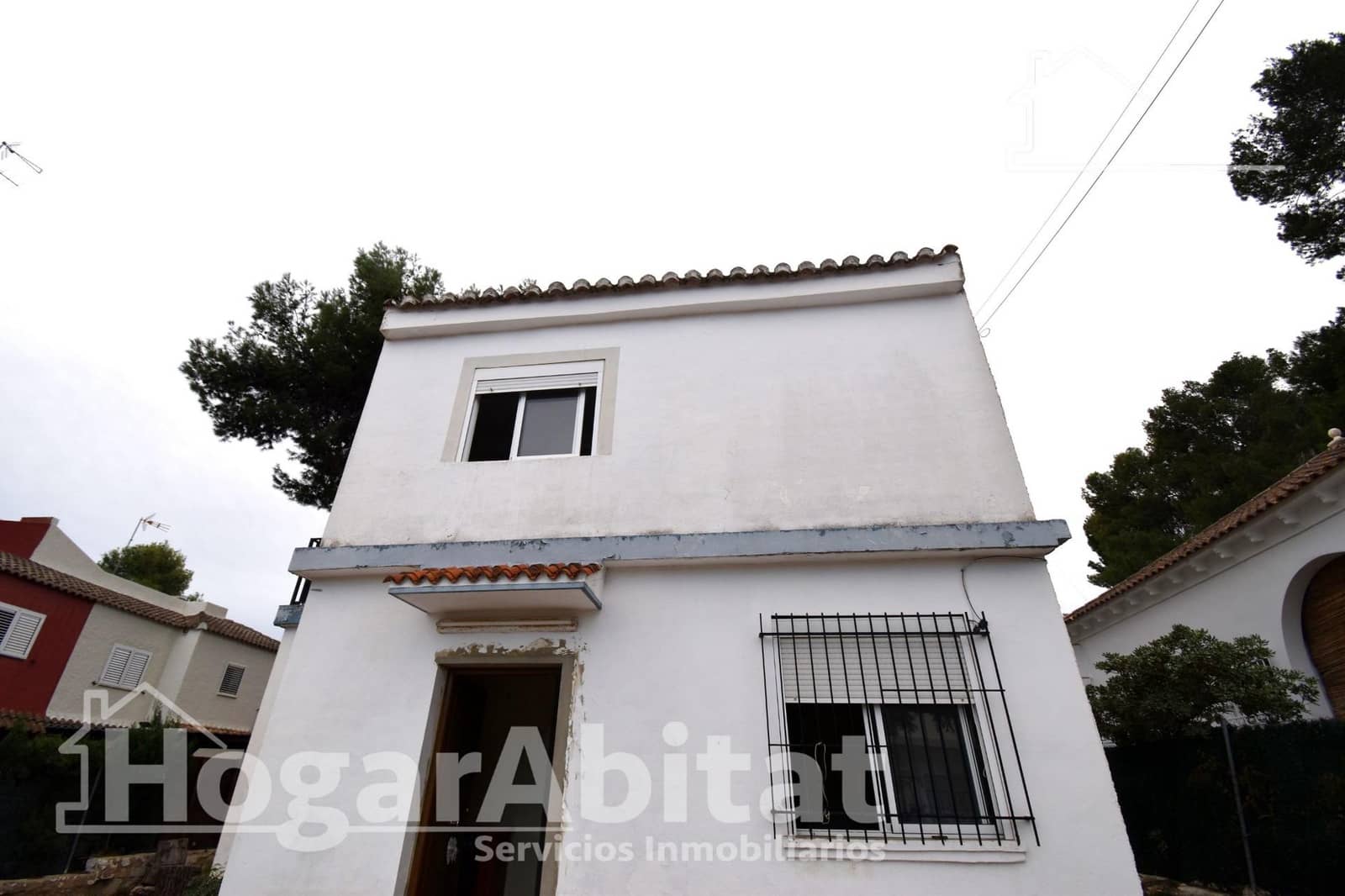 5 bedroom Villa for sale in La Cañada, Paterna with garage € 369,000