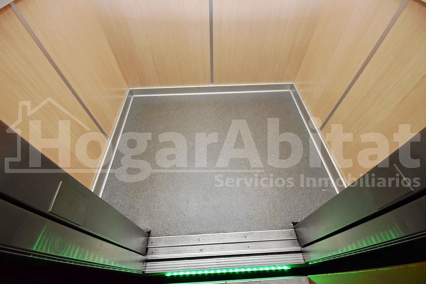 Kontor til salg i Castello de la Plana - € 110.000 (Ref: 8173103)