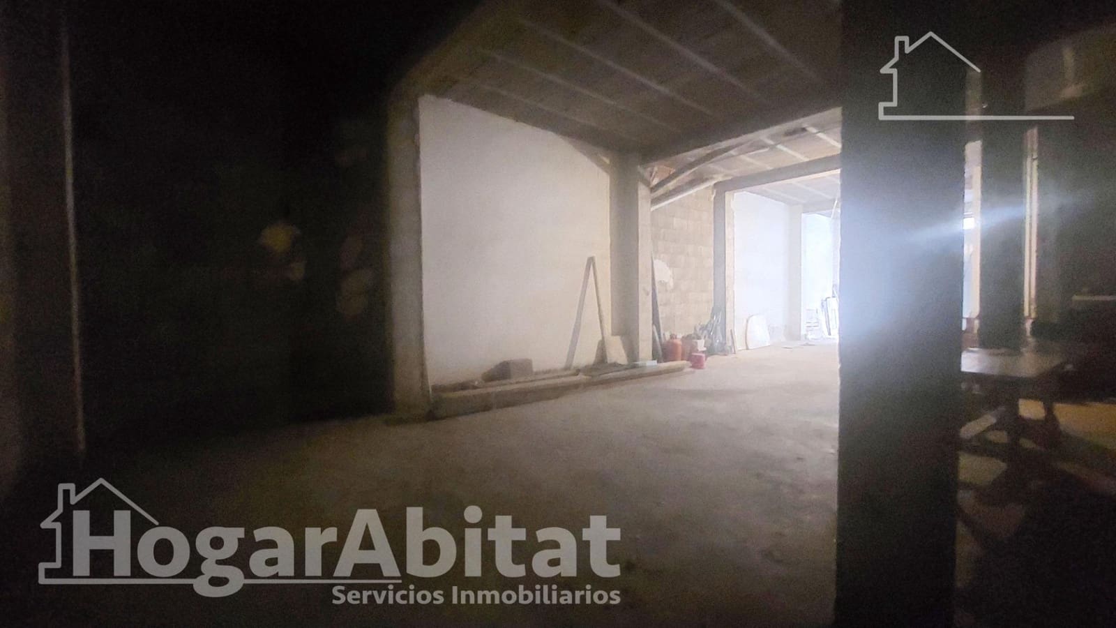 Erhverv til salg i Oliva - € 80.000 (Ref: 8308383)