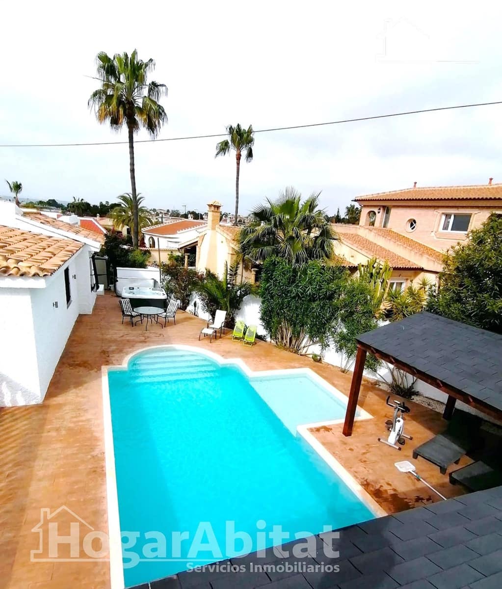 Chalet de 5 habitaciones en Ciudad Quesada en venta con piscina garaje - 530.000 € (Ref: 8385532)