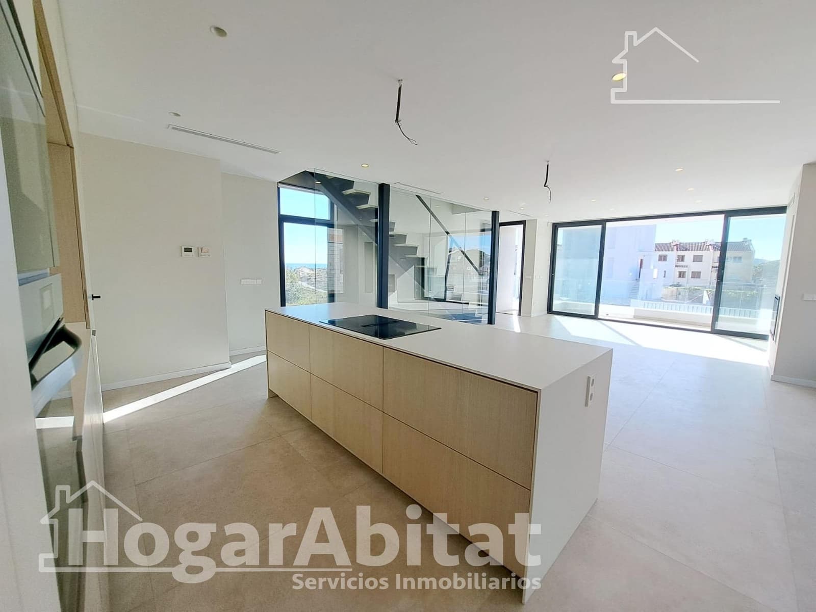 2 soverom Villa til salgs i Oliva med svømmebasseng garasje - € 950 000 (Ref: 8419523)