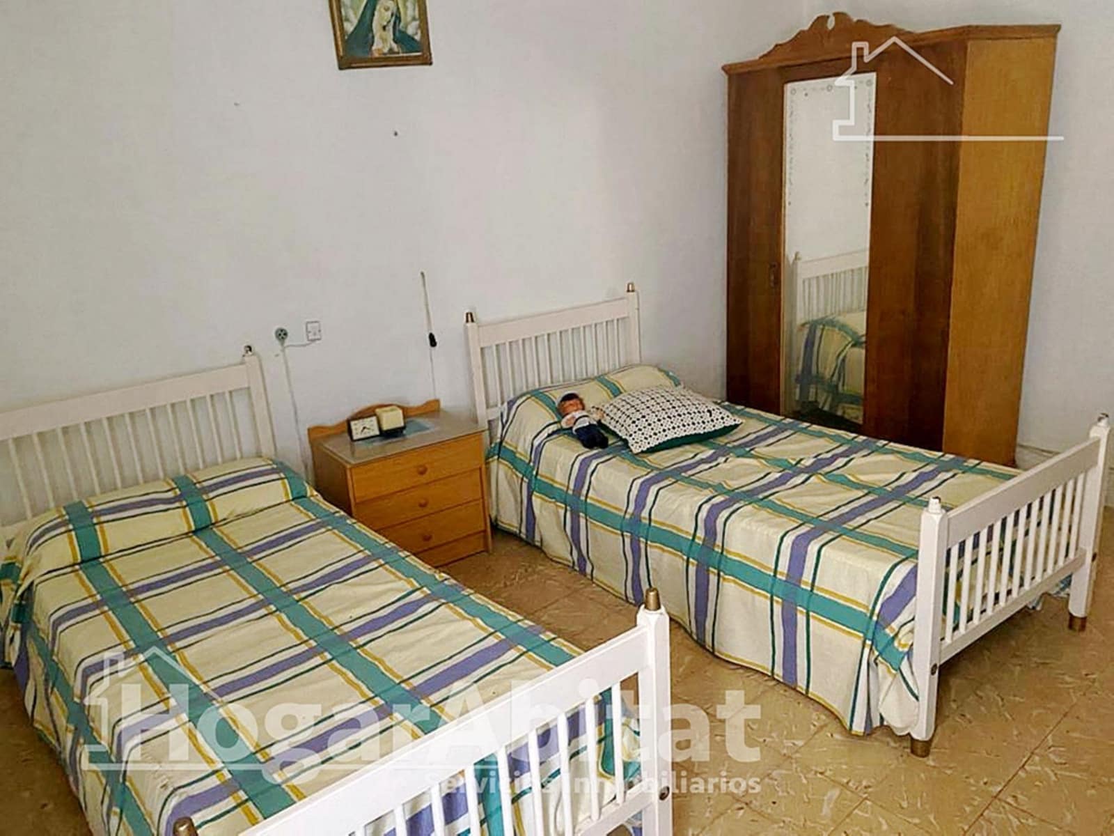 8 soveværelse Lejlighed til salg i Pavias - € 120.000 (Ref: 8478018)