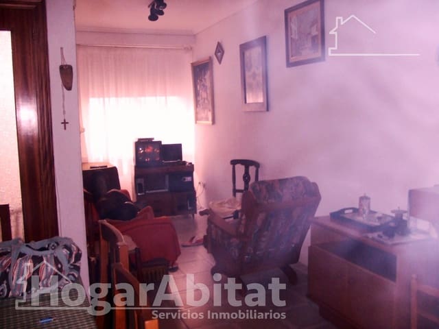 5 bedroom Townhouse for sale in Benassal - € 70,000 (Ref: 8479540)