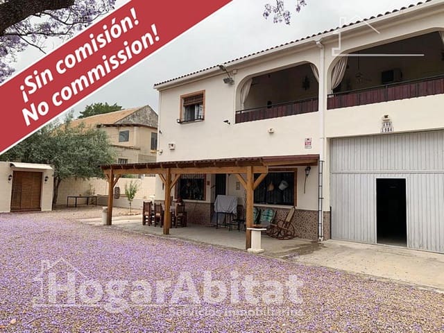 Chalet de 4 habitaciones en Carcaixent en venta con piscina garaje - 650.000 € (Ref: 8480762)