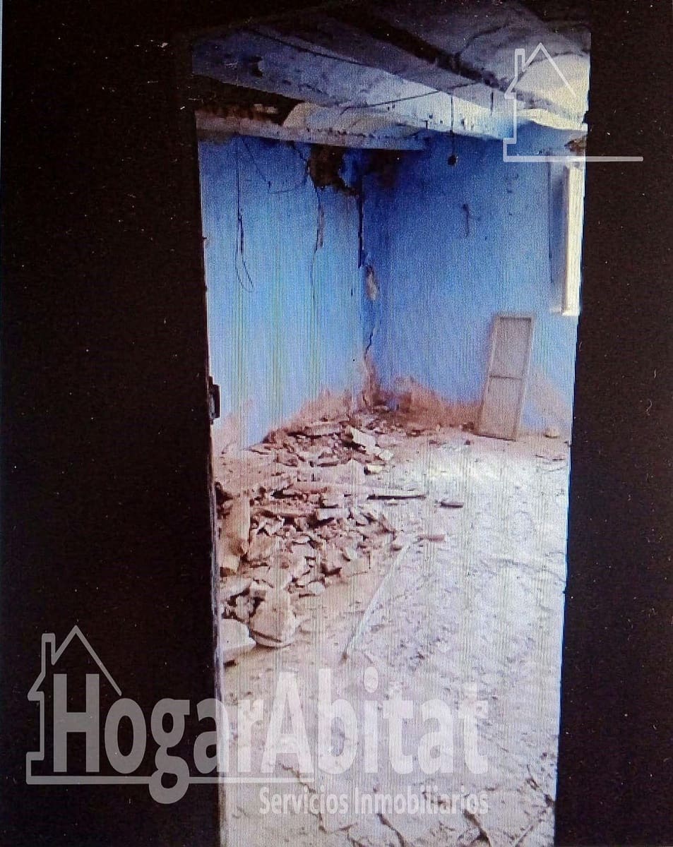 Townhouse for sale in Allepuz - € 53,000 (Ref: 8645219)