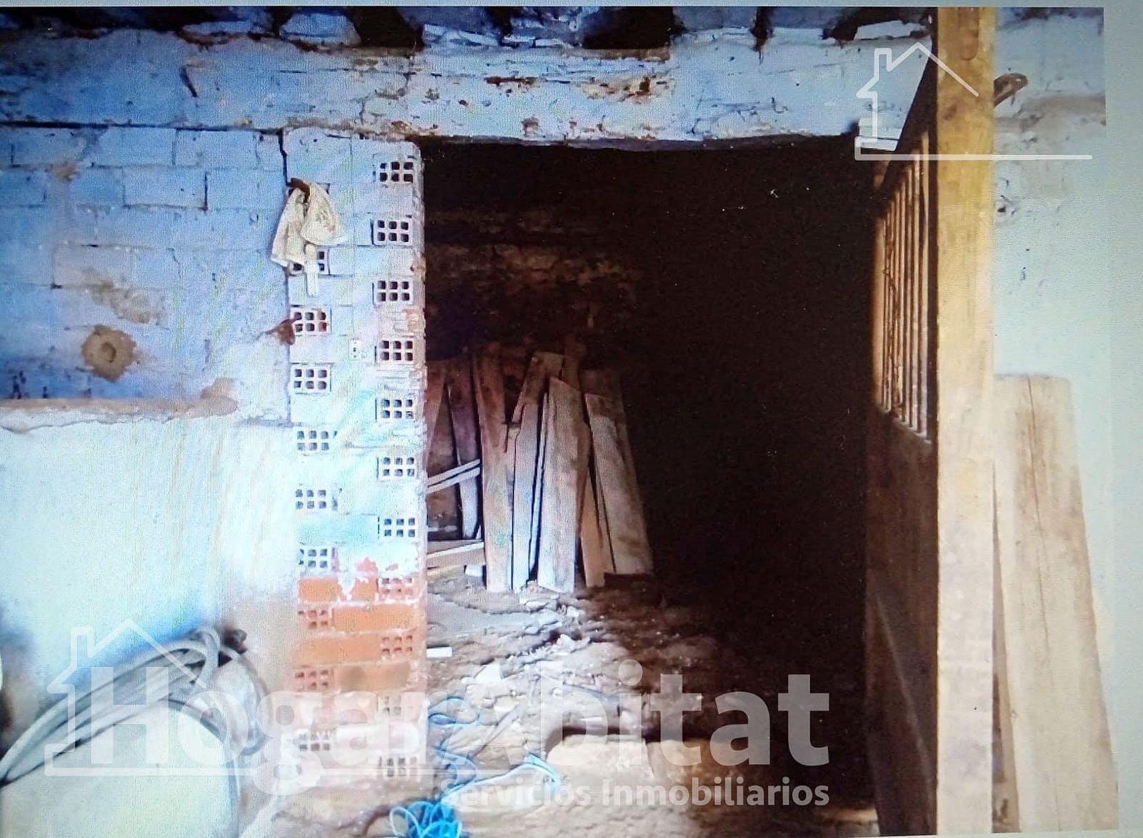 Townhouse for sale in Allepuz - € 53,000 (Ref: 8645219)