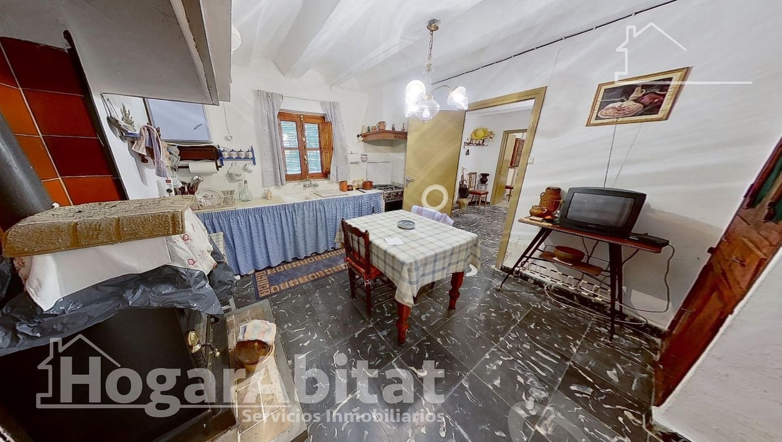 7 bedroom Townhouse for sale in Cortes de Pallas with garage - € 120,000 (Ref: 8662936)