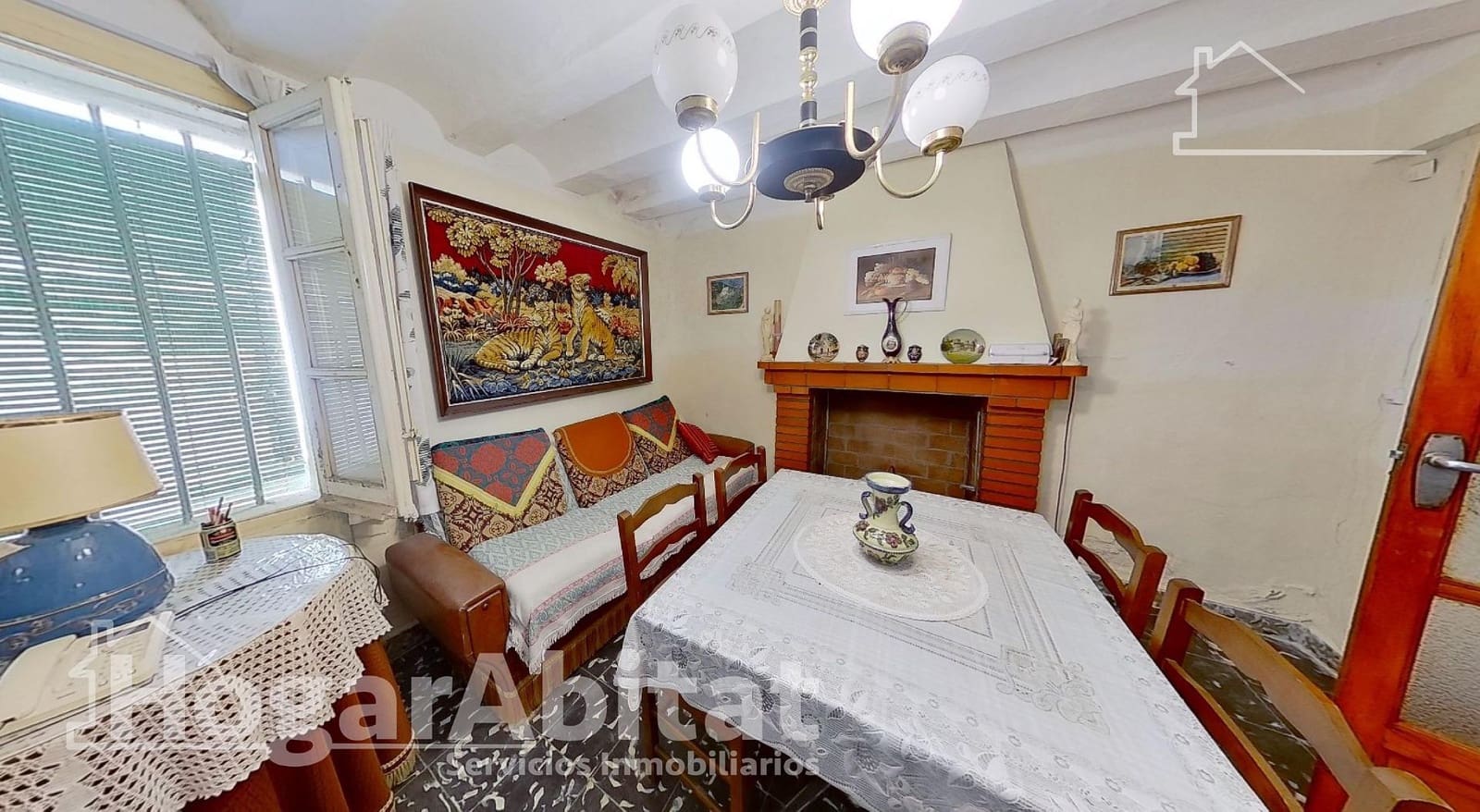 7 bedroom Townhouse for sale in Cortes de Pallas with garage - € 120,000 (Ref: 8662936)