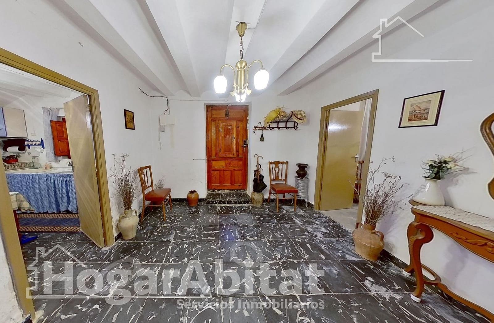 7 bedroom Townhouse for sale in Cortes de Pallas with garage - € 120,000 (Ref: 8662936)