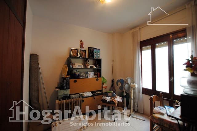 4 bedroom Flat for sale in Tavernes de la Valldigna - € 170,000 (Ref: 8712764)