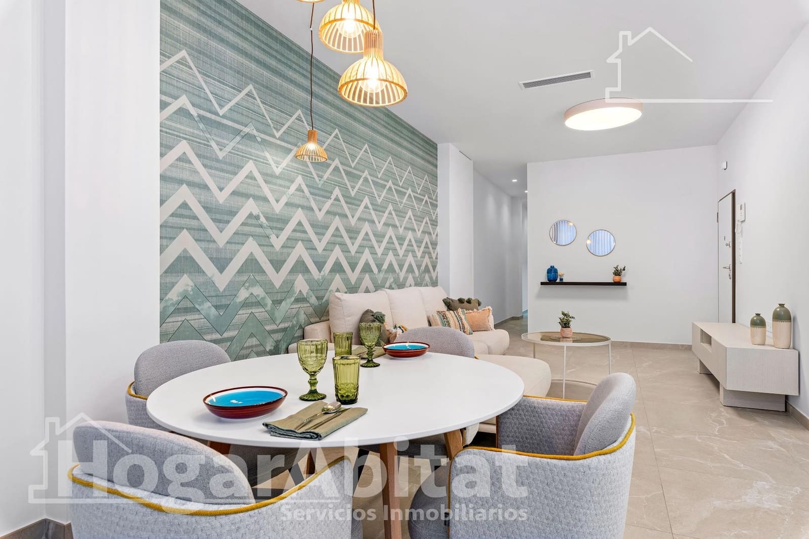 Piso de 1 habitación en Torrevieja en venta con piscina garaje - 339.000 € (Ref: 8715620)