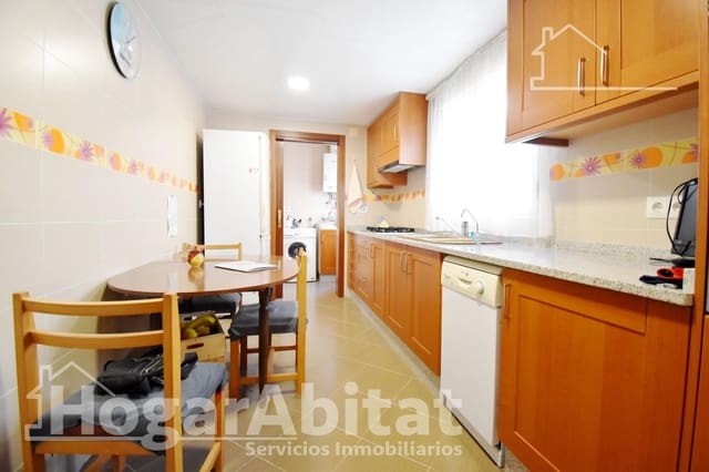 4 Zimmer Wohnung zu verkaufen in Villalonga mit Garage - 129.000 € (Ref: 8792574)