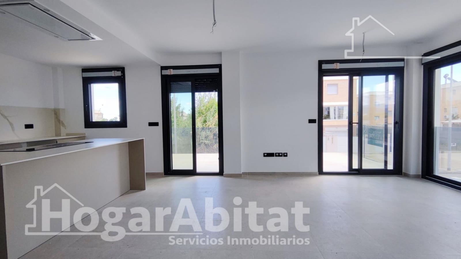 3 bedroom Flat for sale in Oliva with pool garage - € 425,000 (Ref: 8857115)