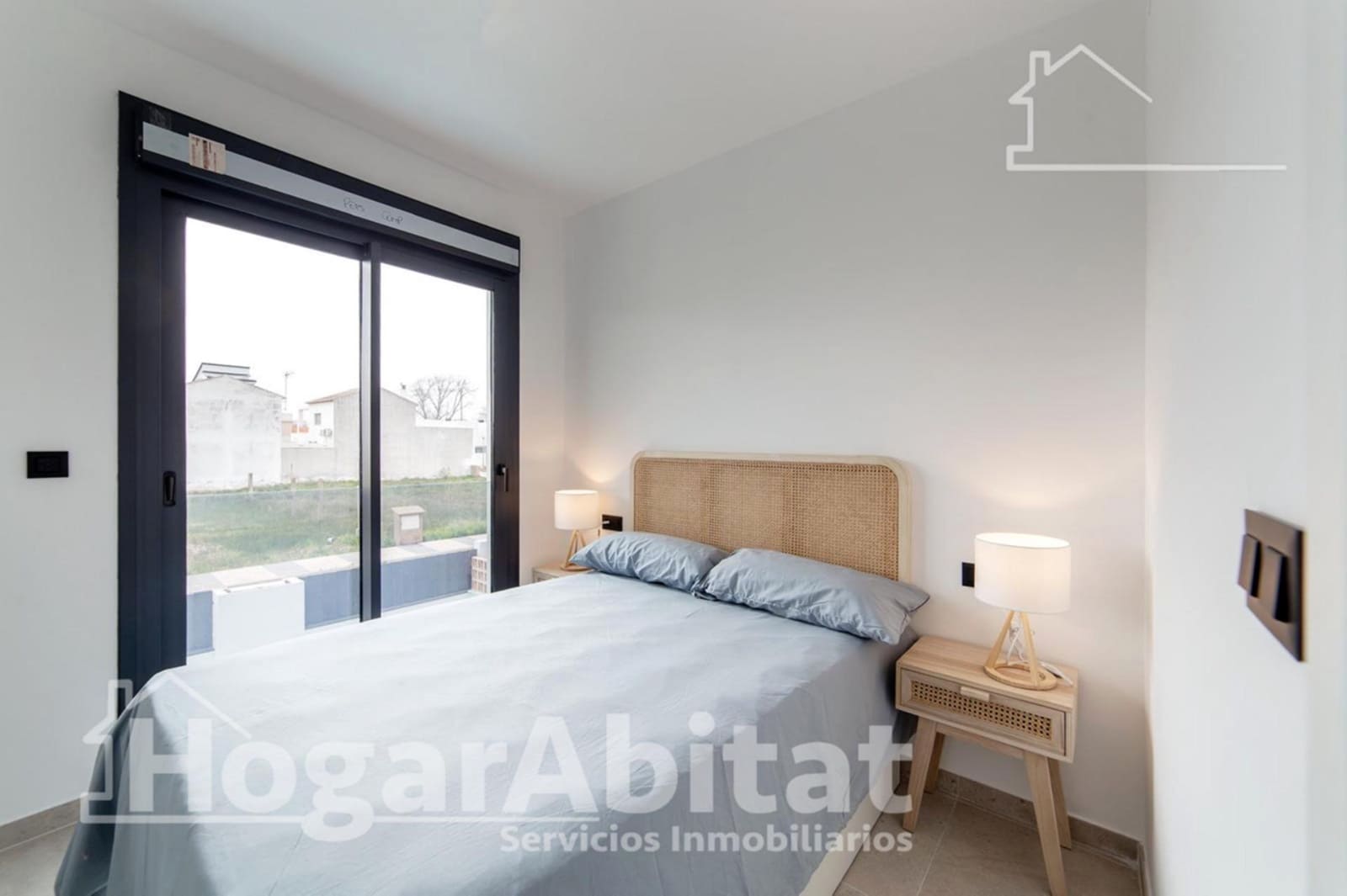 3 bedroom Flat for sale in Oliva with pool garage - € 425,000 (Ref: 8857115)