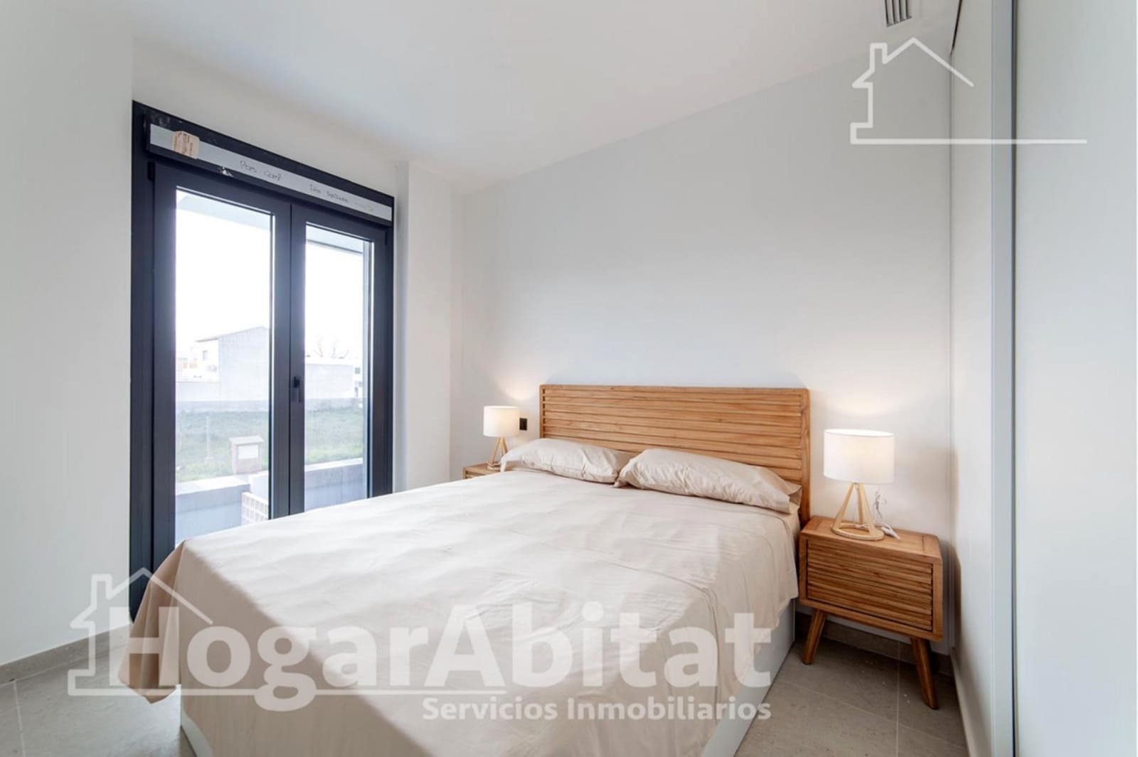 3 bedroom Flat for sale in Oliva with pool garage - € 425,000 (Ref: 8857115)