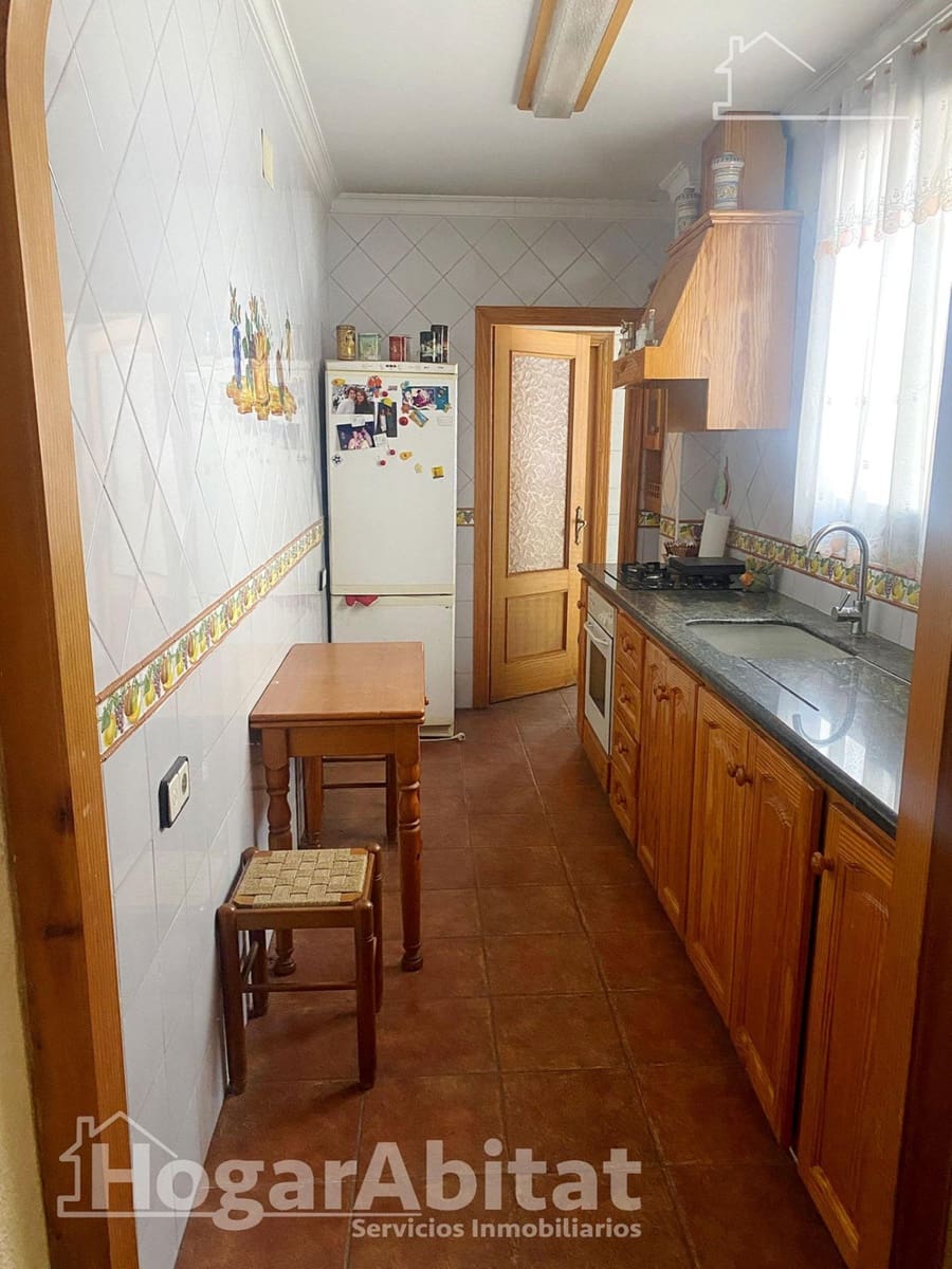 6 soveværelse Byhus til salg i La Pobla Llarga - € 130.000 (Ref: 8869715)