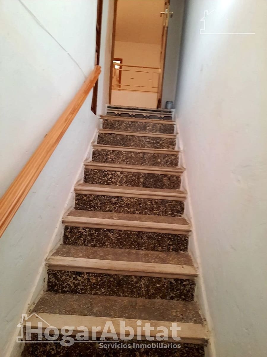 5 soveværelse Villa til salg i Villena med garage - € 160.000 (Ref: 8888422)