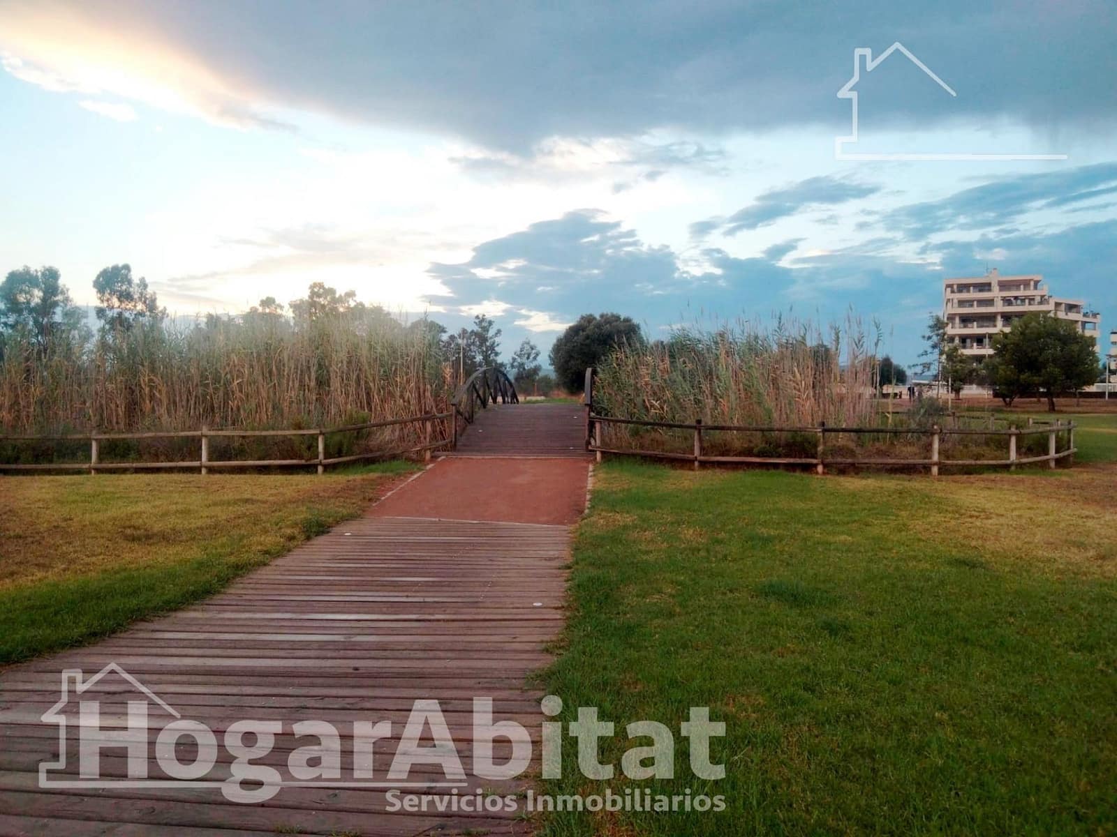 2 soveværelse Lejlighed til salg i Torreblanca med swimmingpool - € 170.000 (Ref: 8944101)