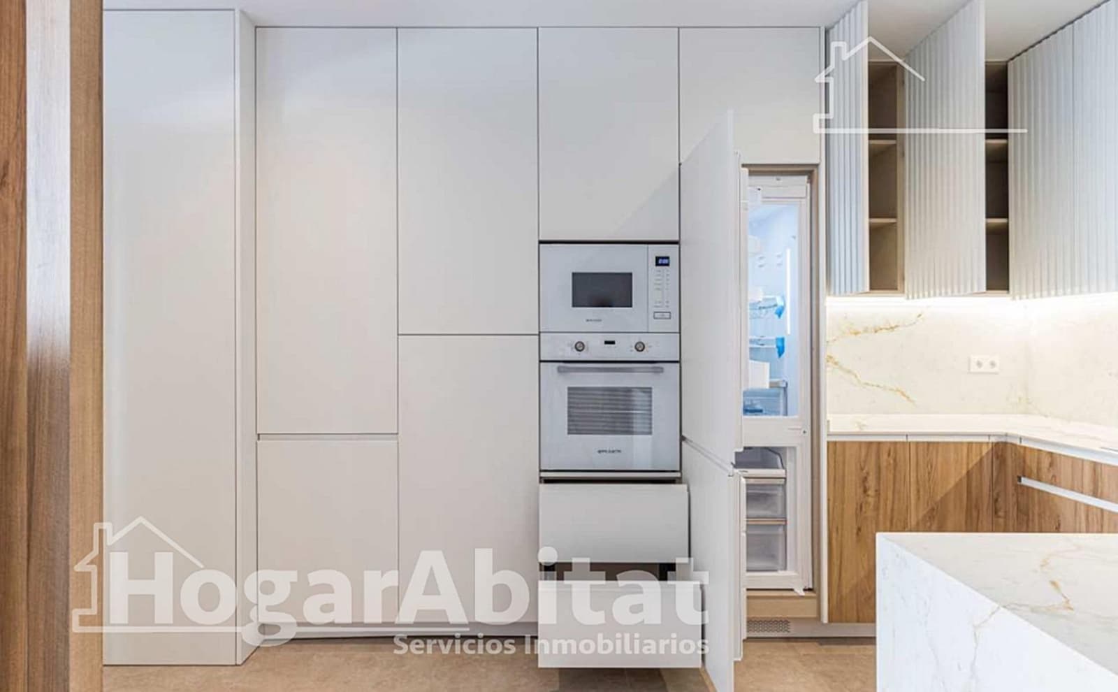 2 makuuhuone Kattohuoneisto myytävänä paikassa San Pedro del Pinatar mukana uima-altaan 
autotalli - 219 950 € (Ref: 8988560)