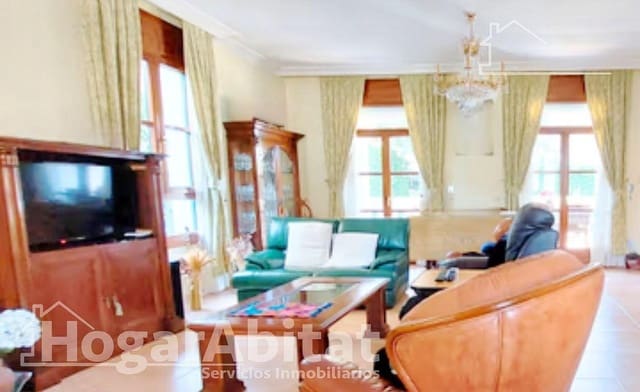 5 sovrum Villa till salu i Valladolid stad med garage - 559 999 € (Ref: 9016225)