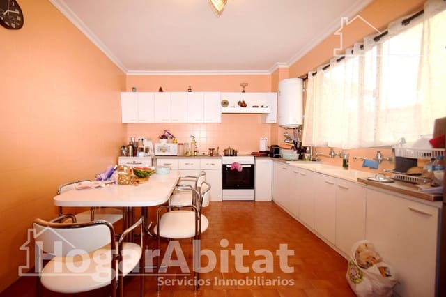 4 soveværelse Lejlighed til salg i Sagunto / Sagunt - € 180.000 (Ref: 9031665)