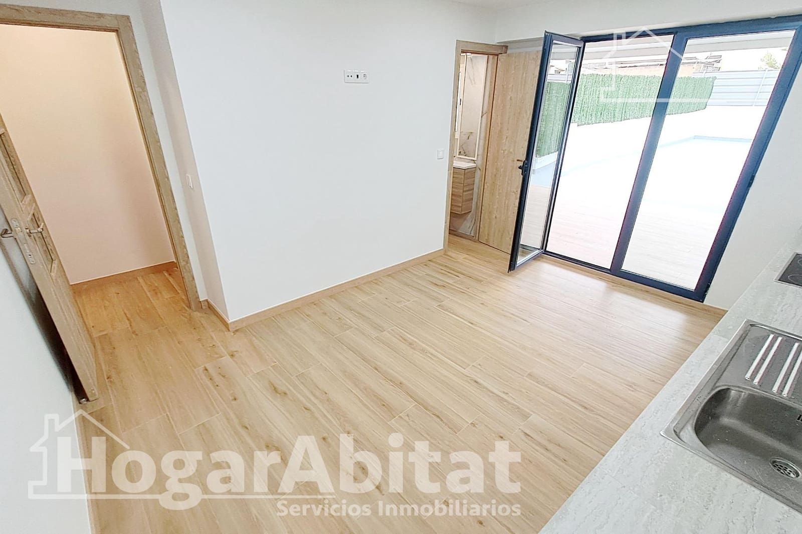 4 soveværelse Lejlighed til salg i Castello de la Plana - € 143.000 (Ref: 9077985)