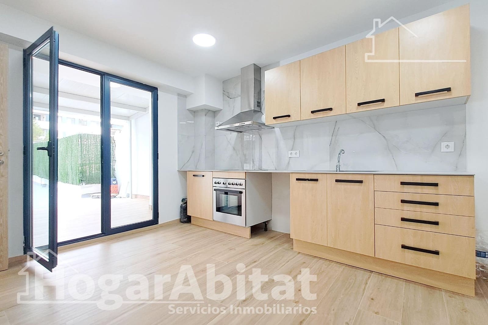 4 soveværelse Lejlighed til salg i Castello de la Plana - € 143.000 (Ref: 9077985)