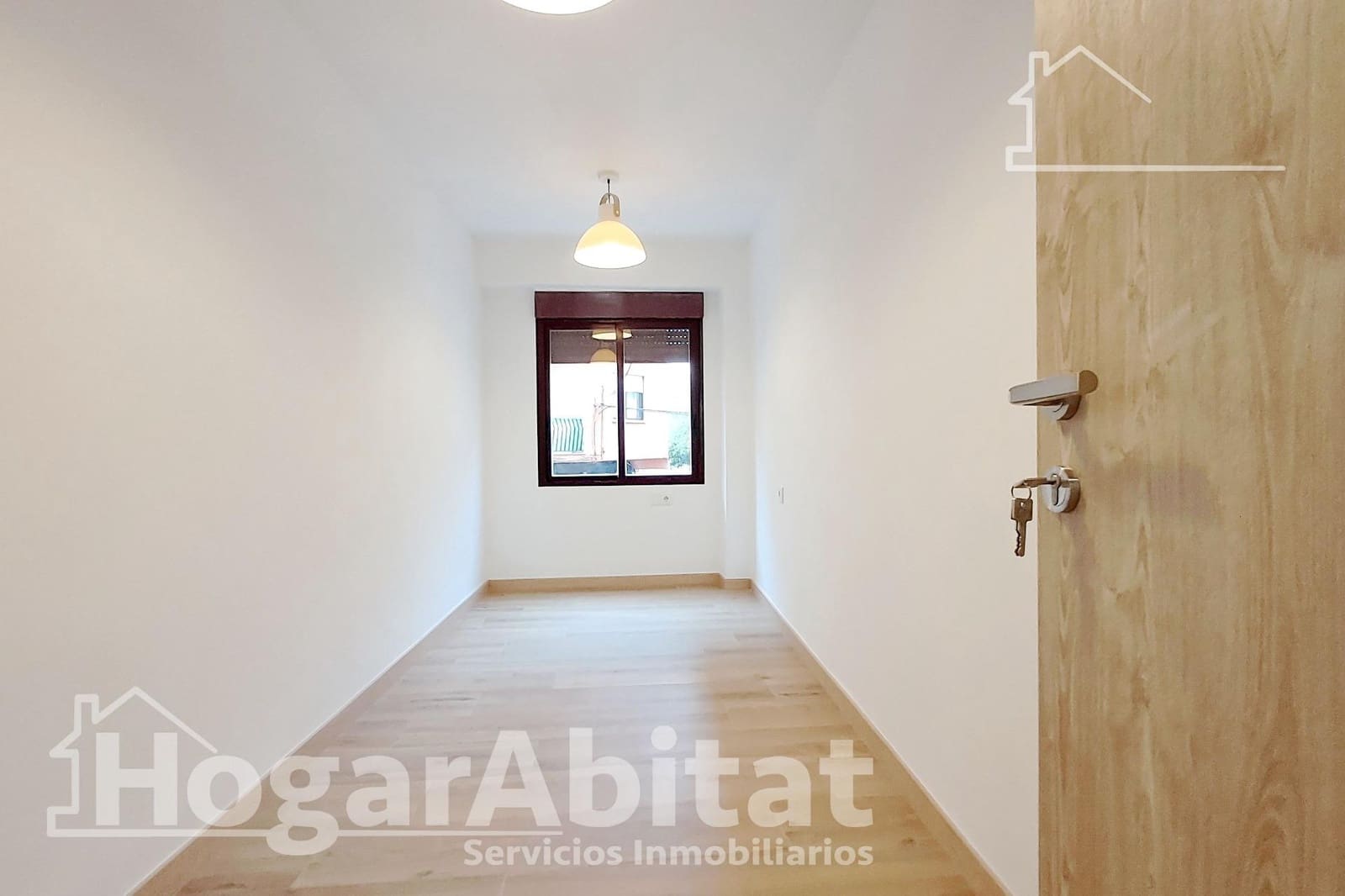 4 soveværelse Lejlighed til salg i Castello de la Plana - € 143.000 (Ref: 9077985)